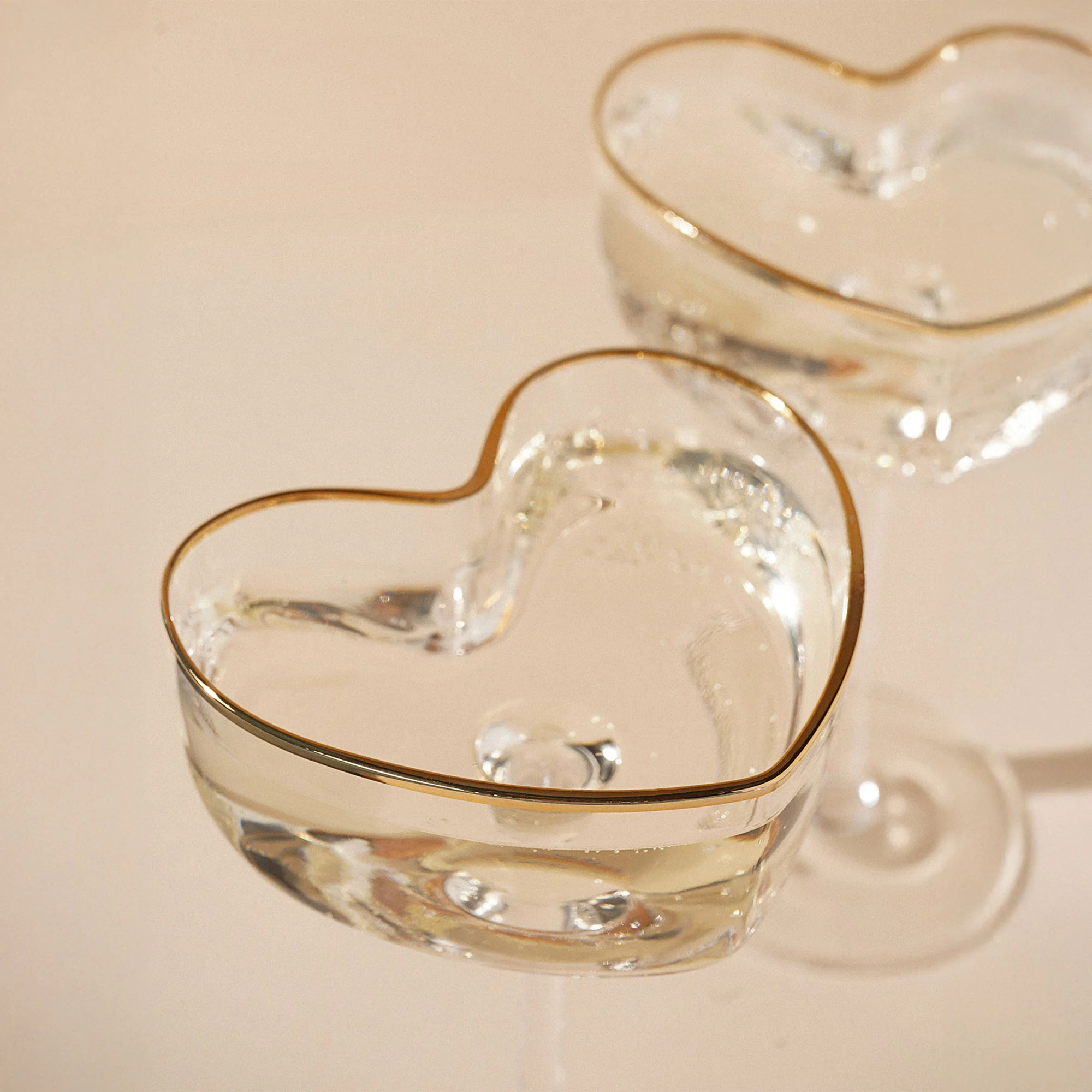 Amore - Heart Shaped Martini Glasses, Set of 2 - Image 7