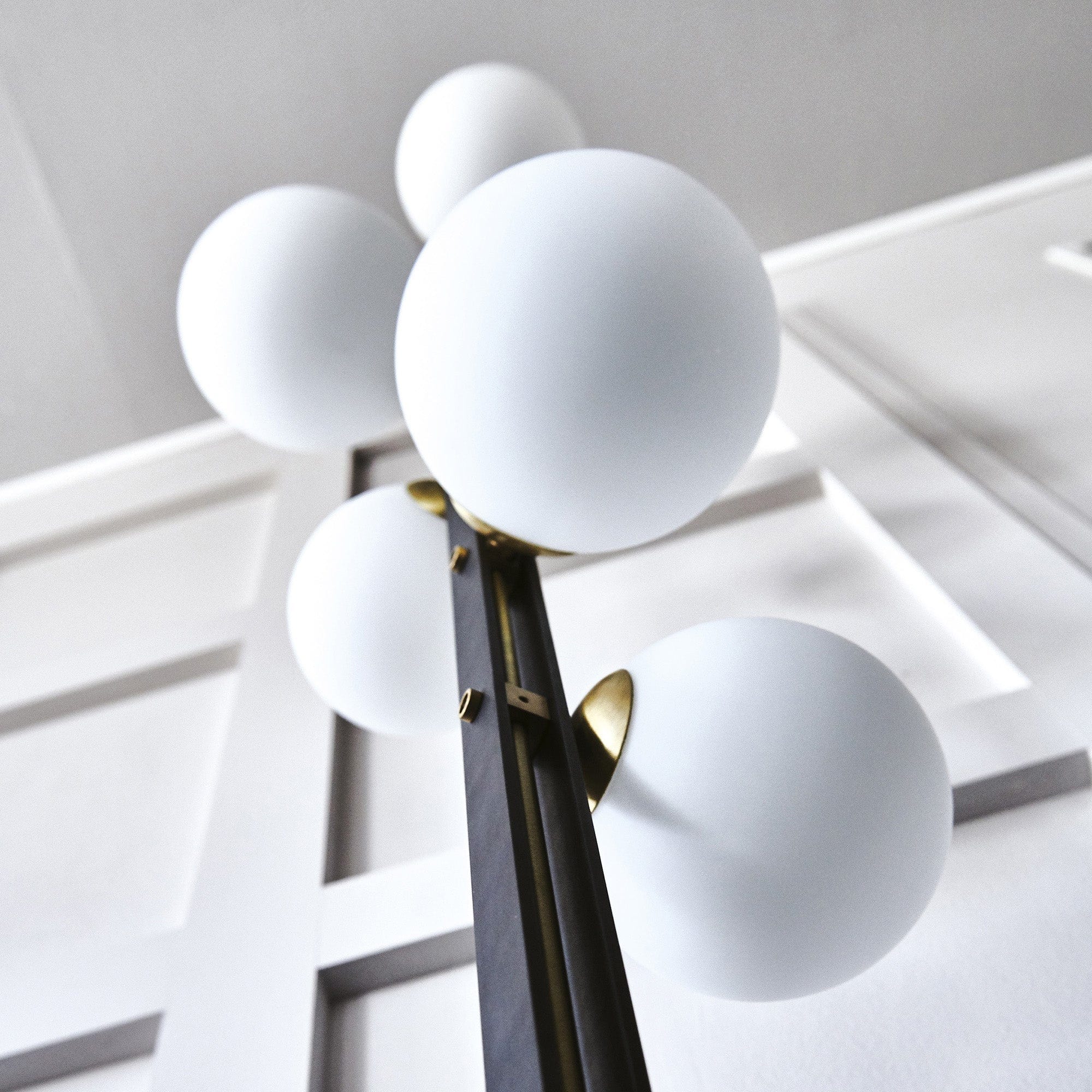 Cattelan Italia Planeta - Floor Light - Image 3