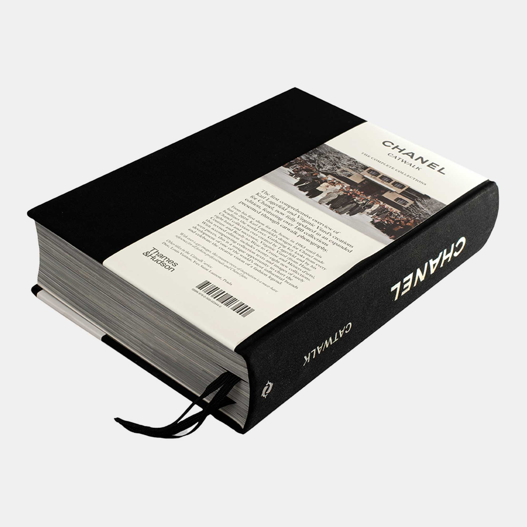 Chanel Fashion - Coffee Table Book, Black - Image 2