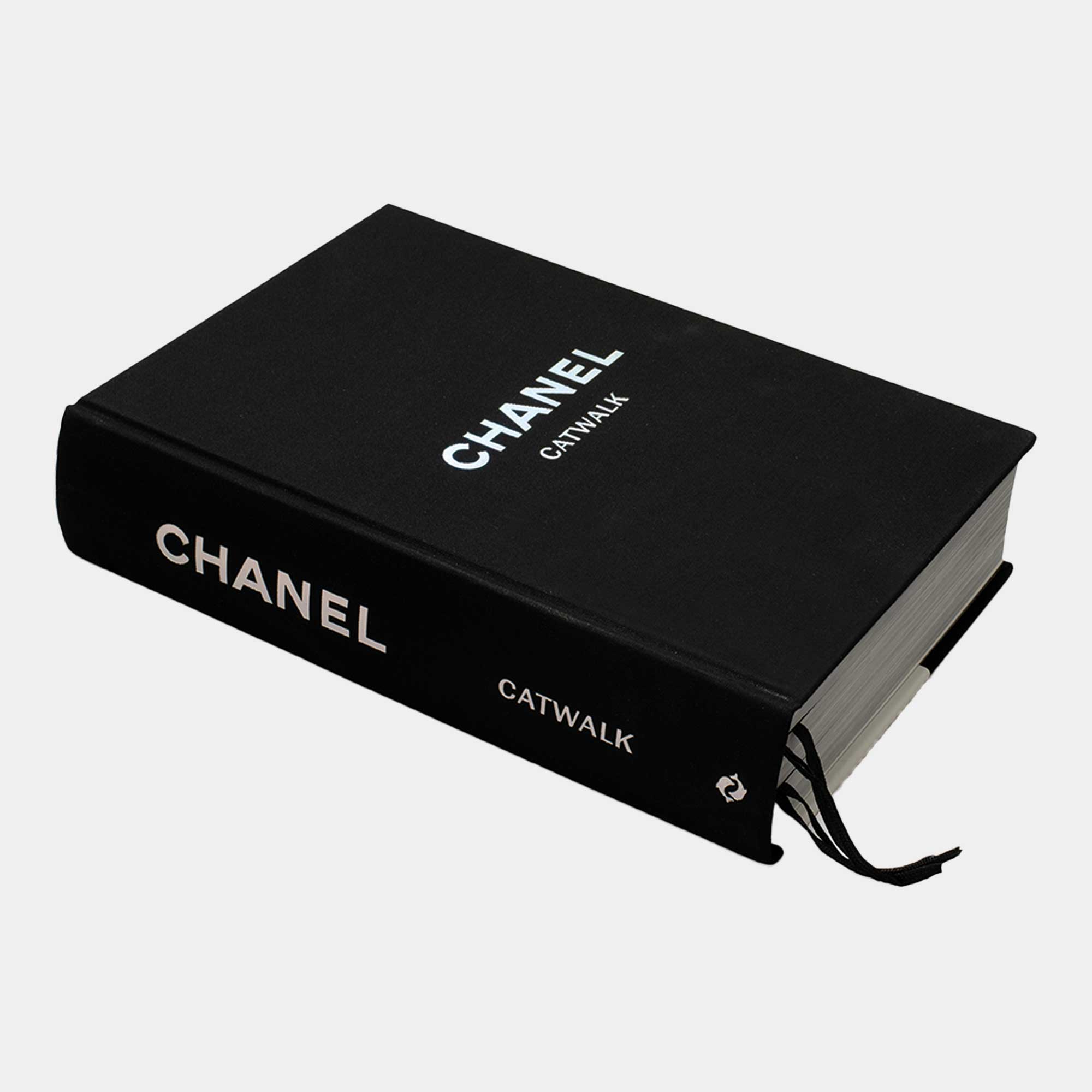 Chanel Fashion - Coffee Table Book, Black - Image 3