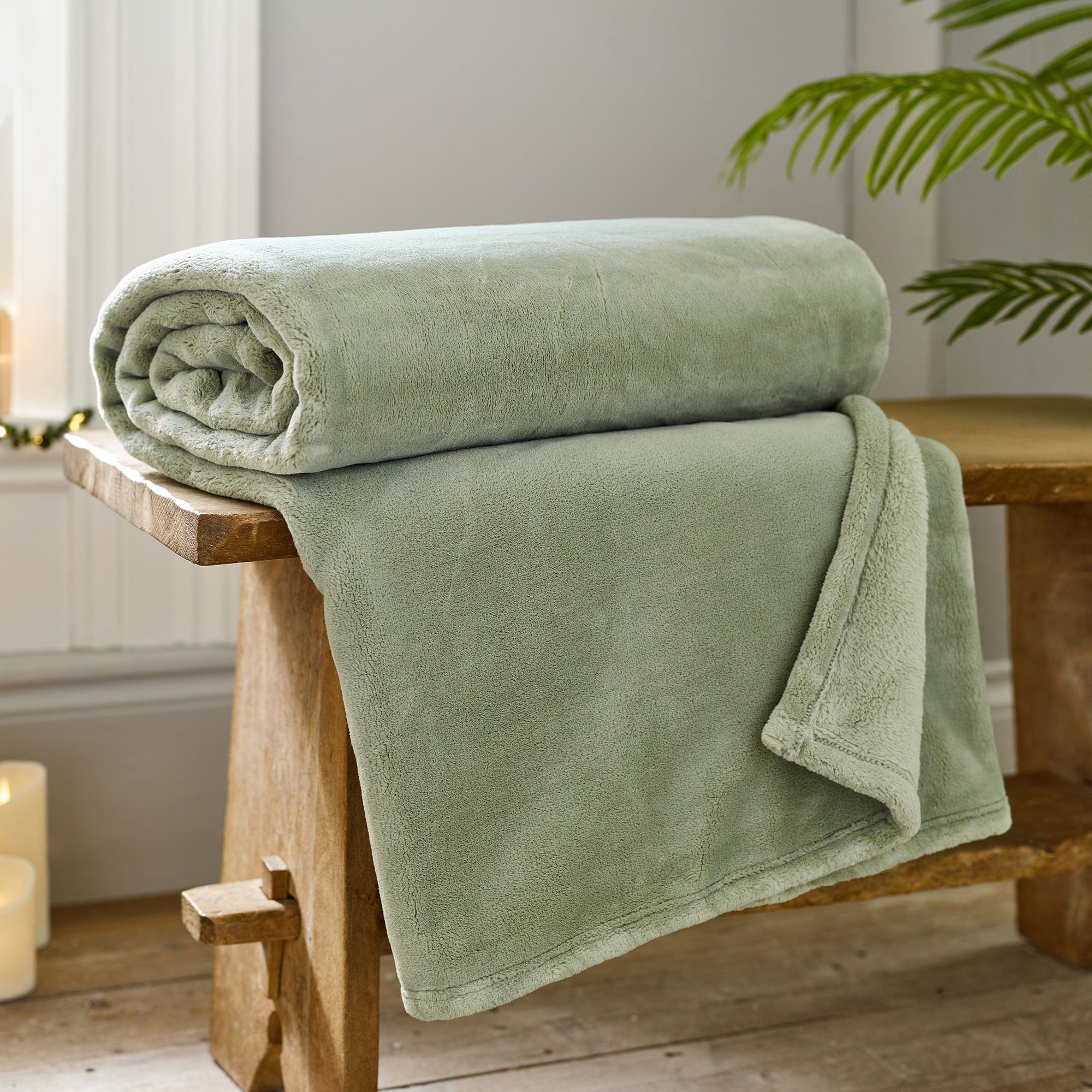 Coco Touch Sage - Throw 140x180cm - Image 2