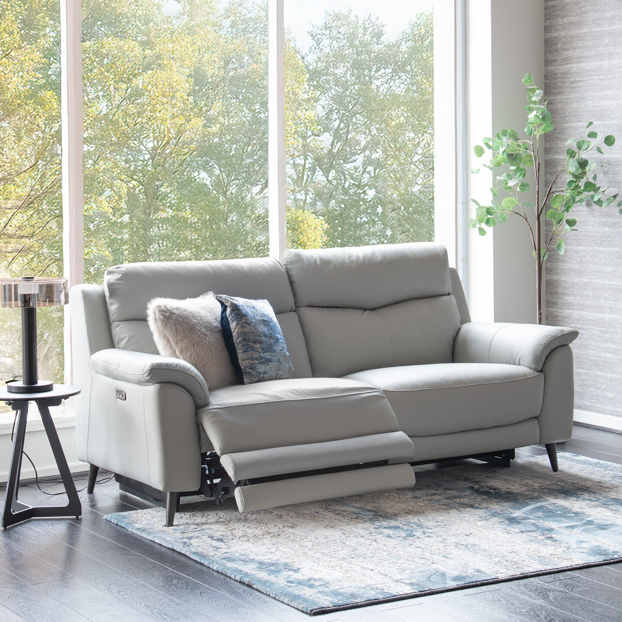 Columbia - 2.5 Seat Power Recliner Sofa With USB, Leather - Image 2