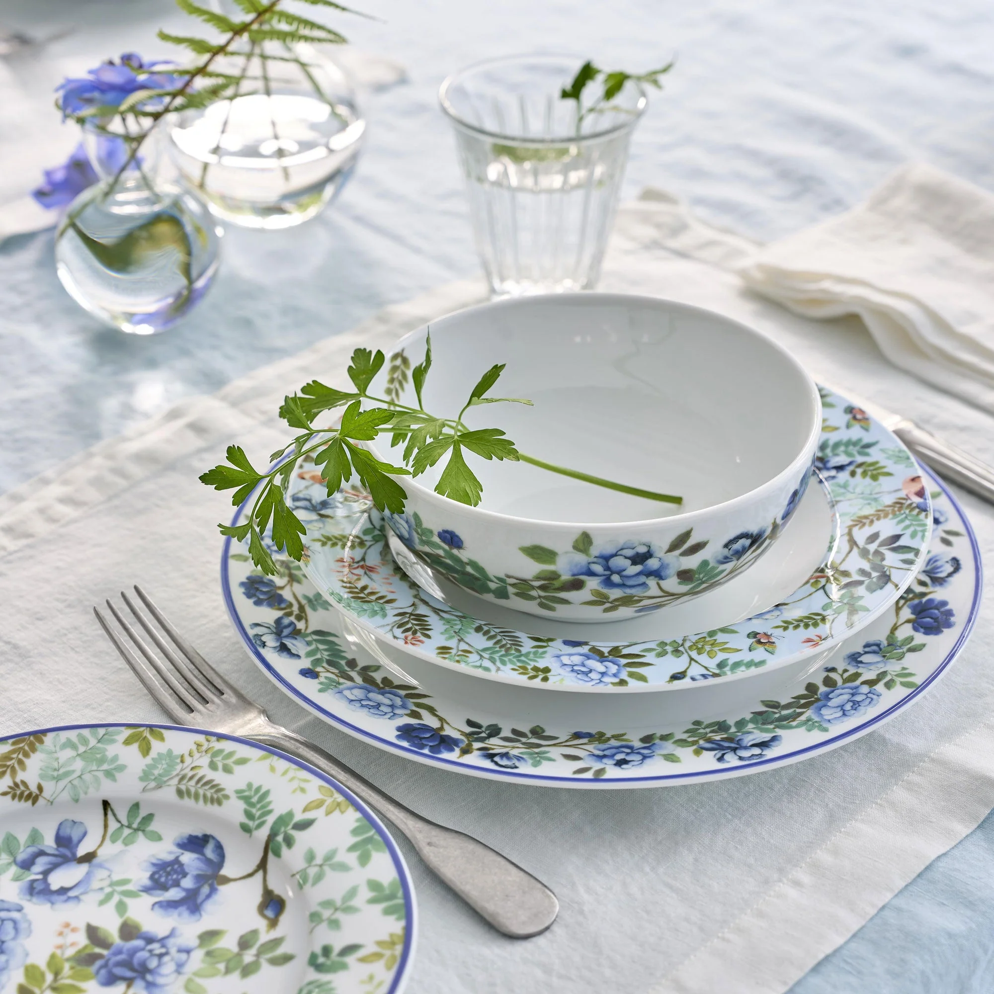 Designers Guild Porcelaine De Chine - Pasta Bowls, Set of 4 - Image 2