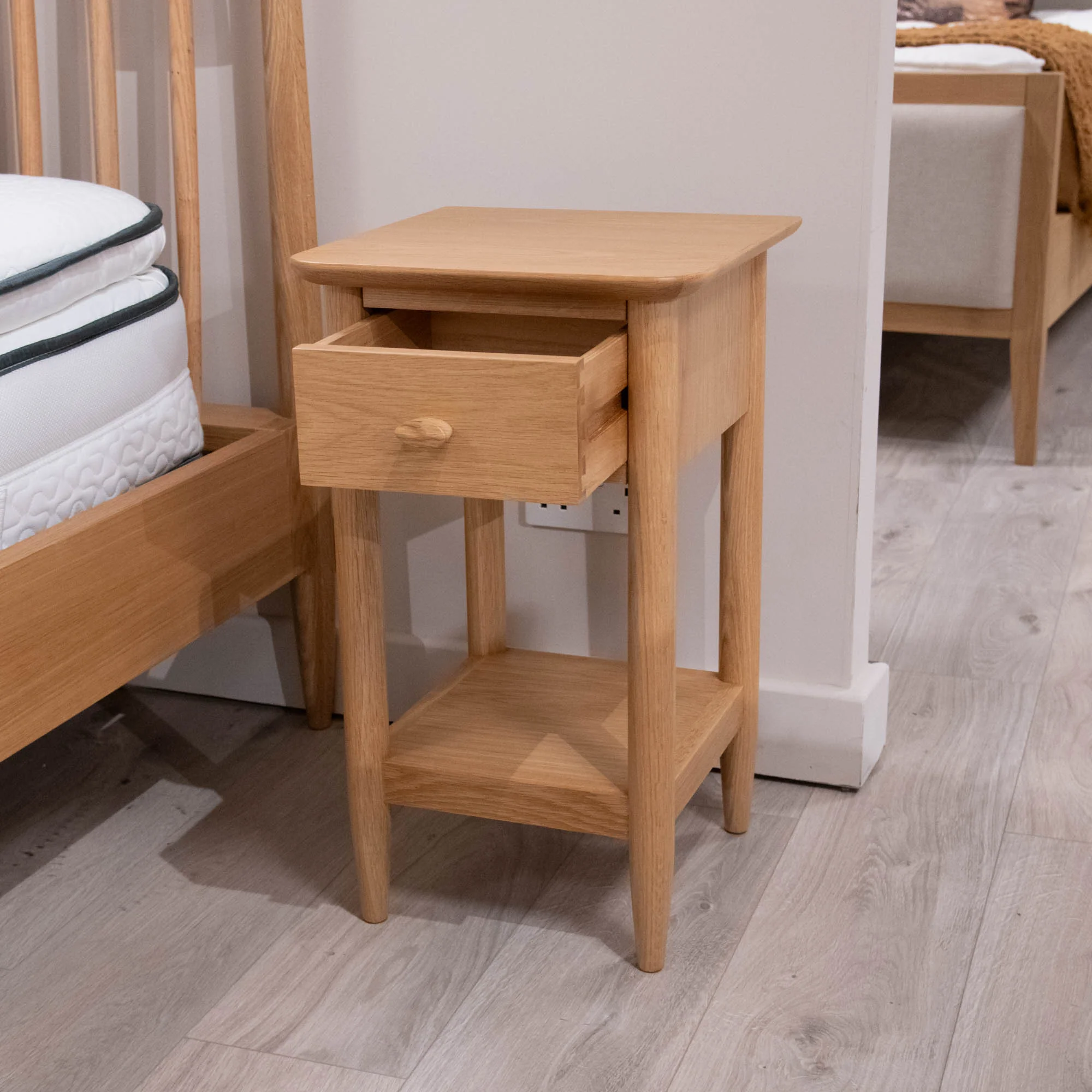 Ercol Teramo - Compact Side Table - Item As Pictured - Image 2