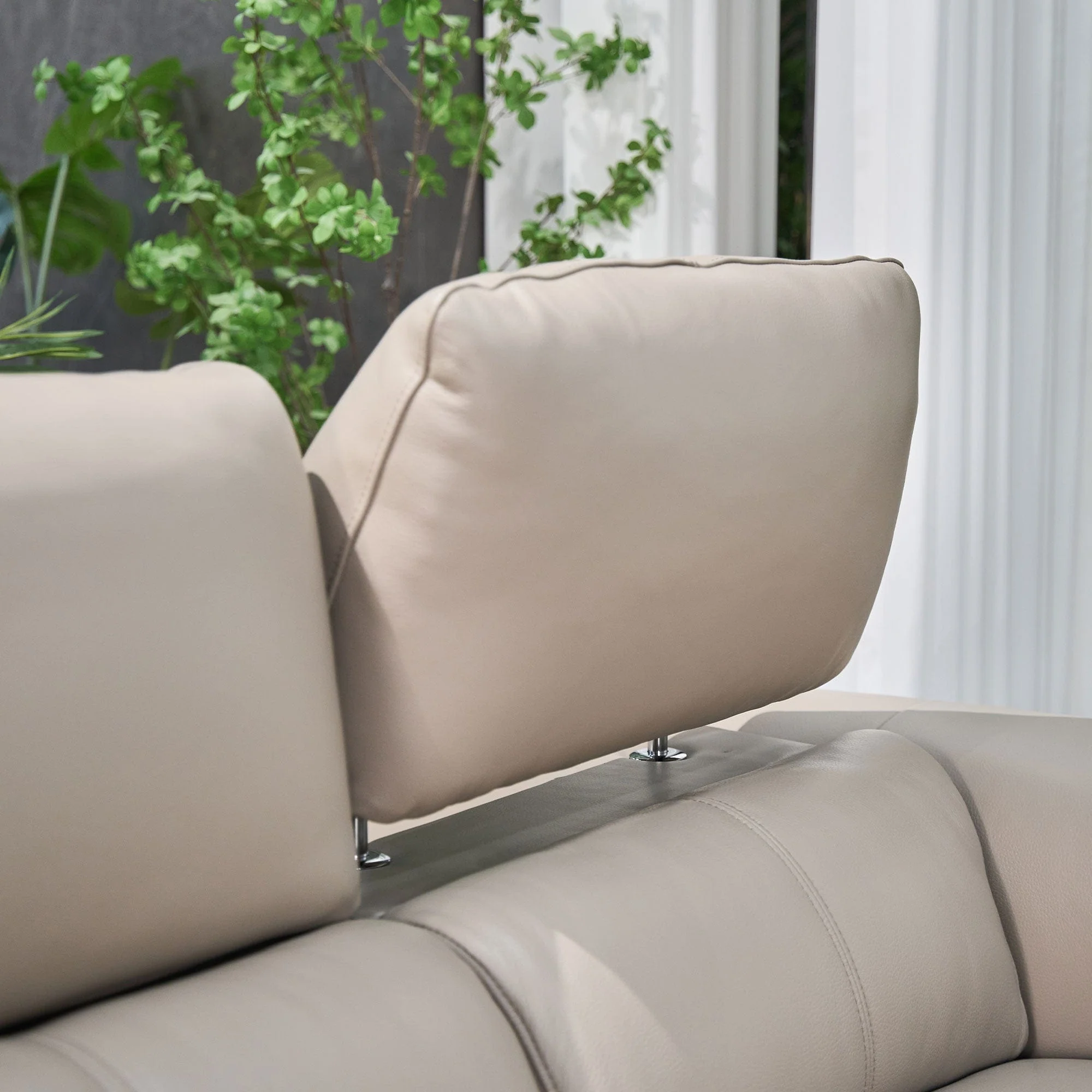 Haymarket - 3 Seat Power Recliner Sofa With Heated Seats, Leather - Image 4