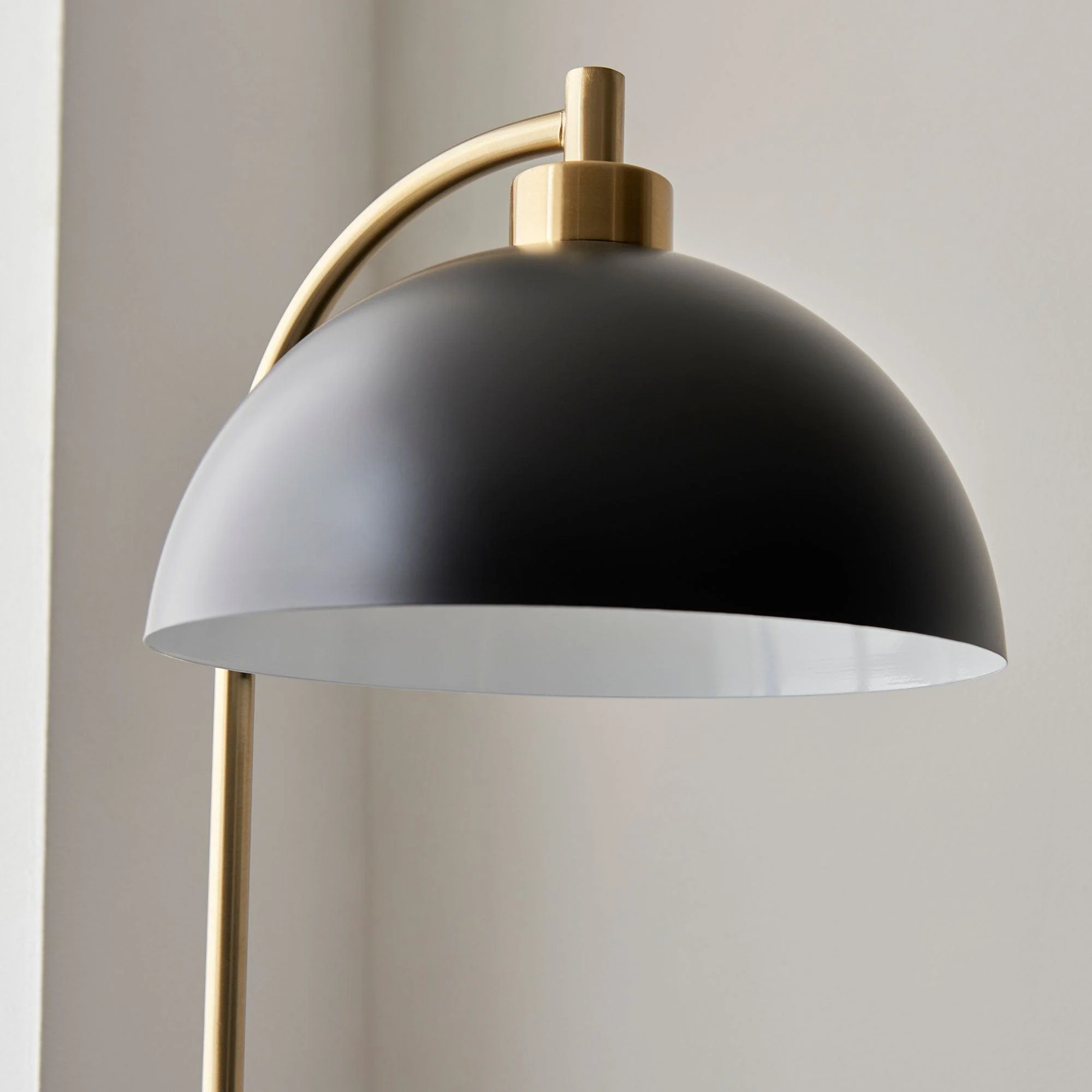 Henrik Multi - Floor Lamp - Image 4
