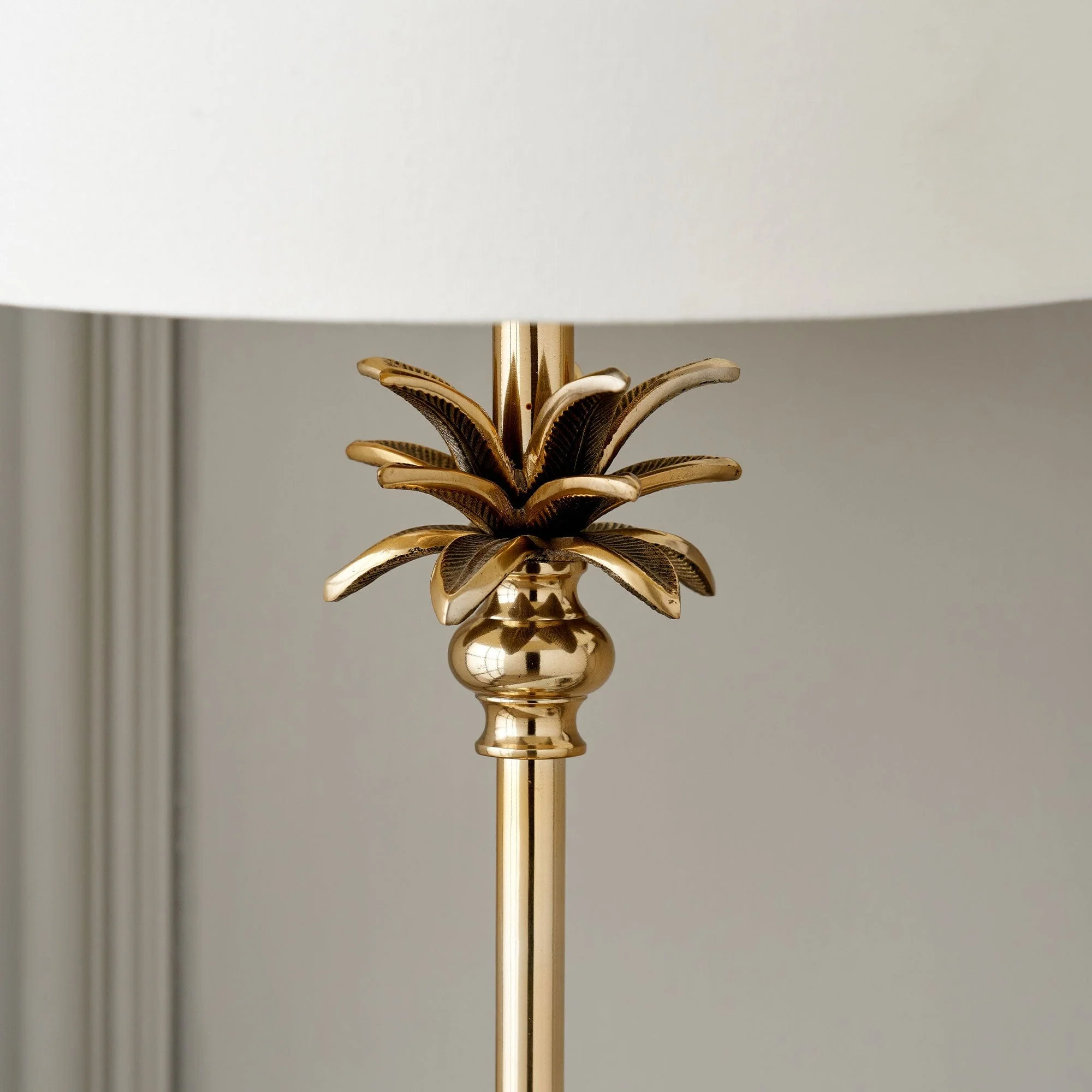Hester Gold - Table Lamp - Image 3