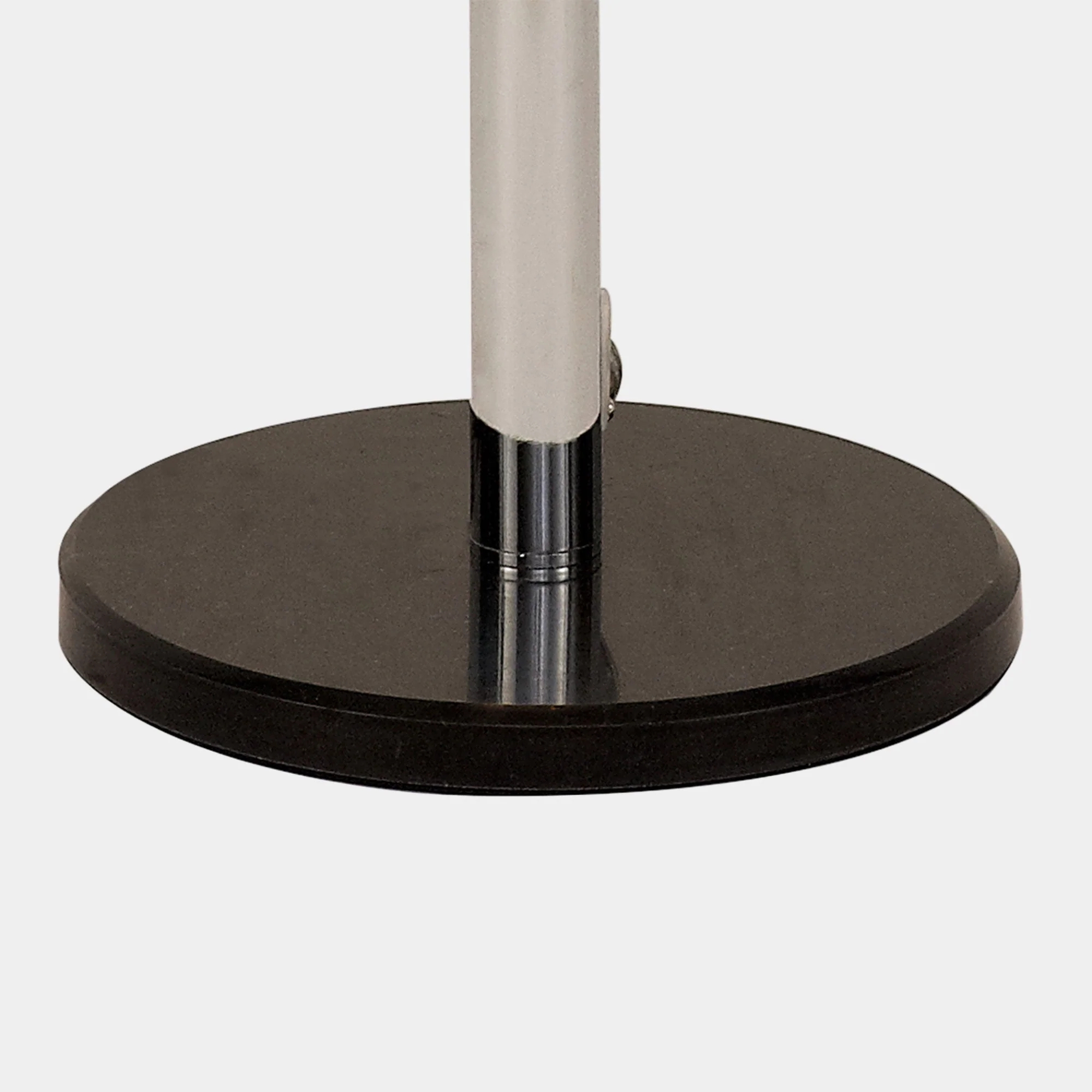 Hilo Black - Floor Lamp - Image 5