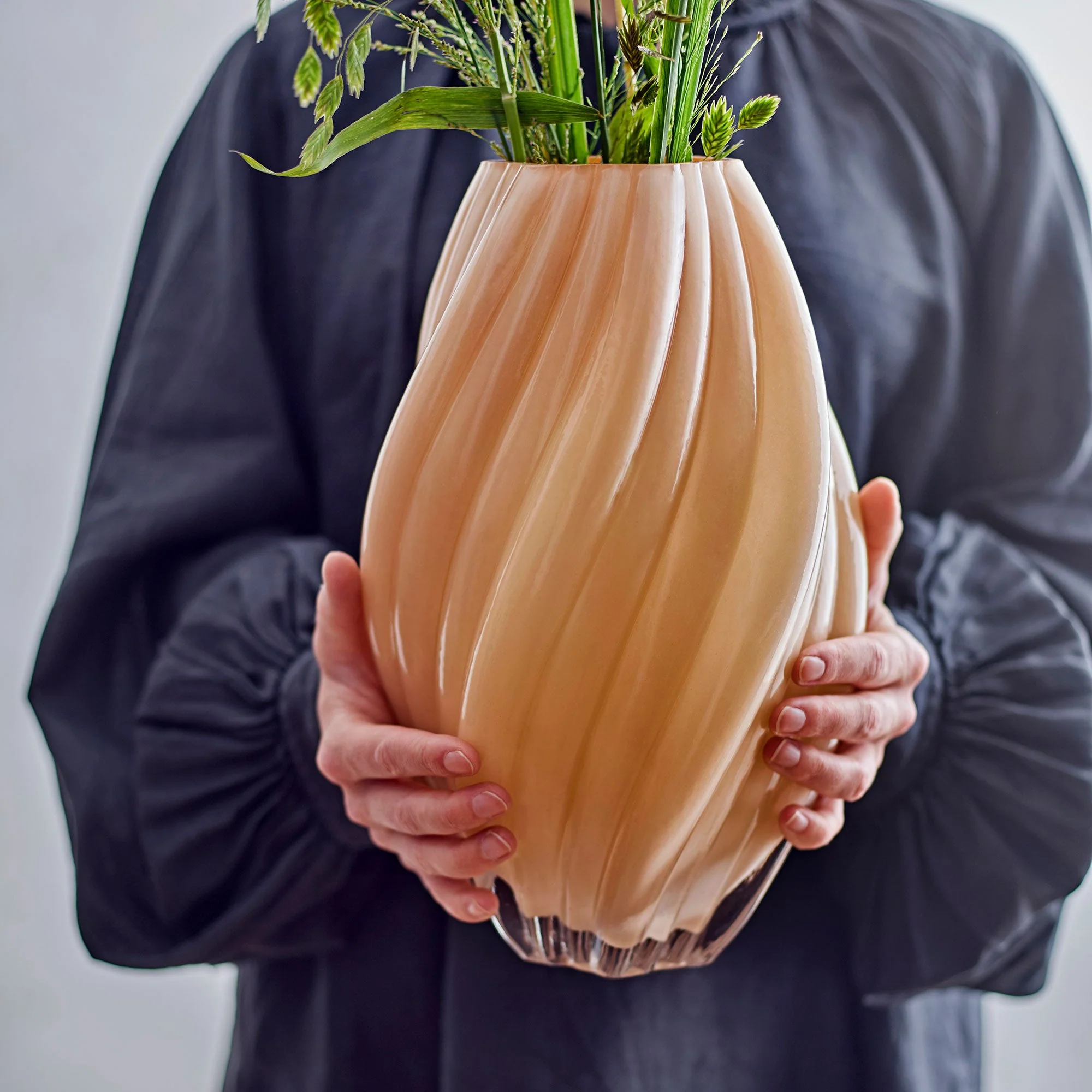 Kanji - Glass Vase, Neutral - Image 3