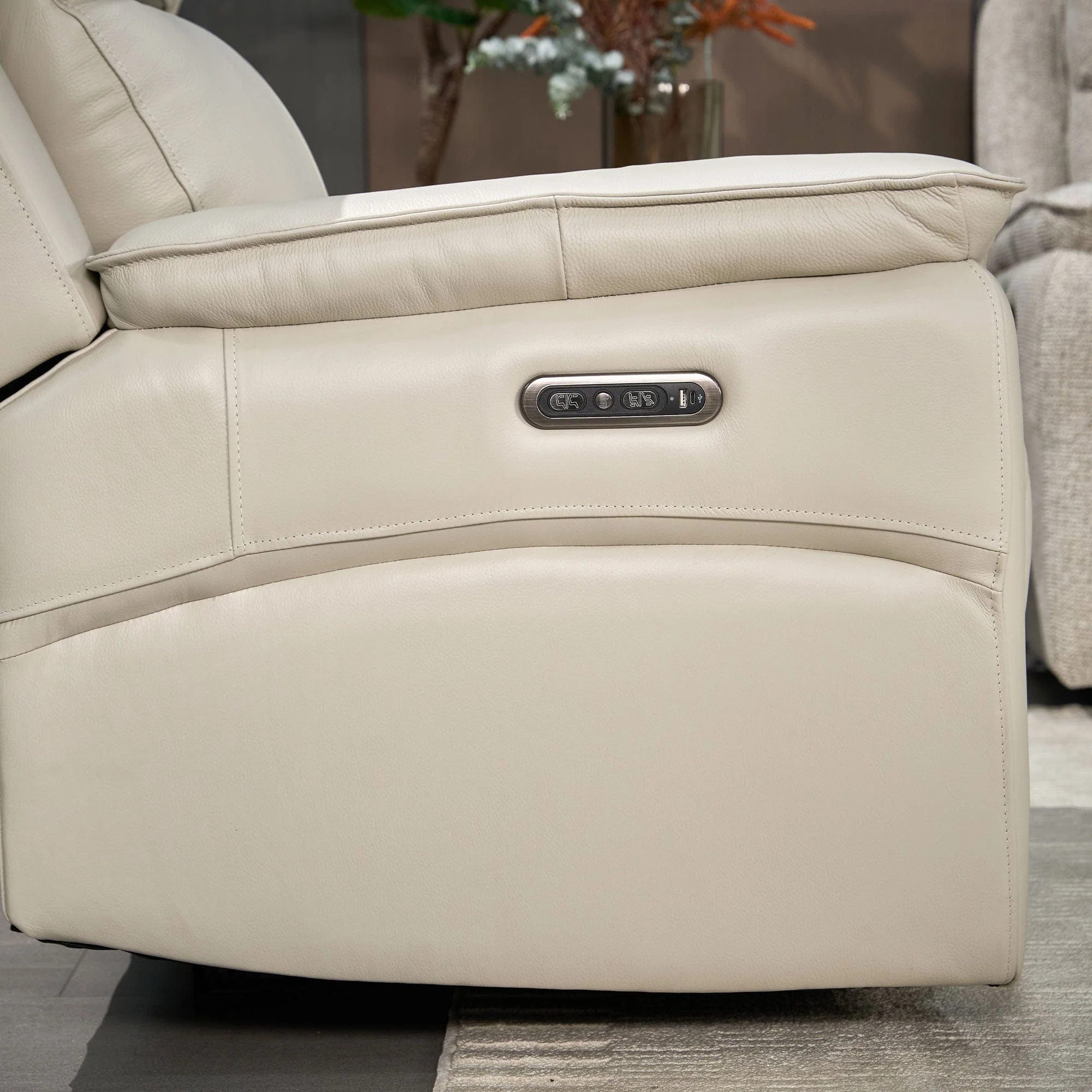Lyceum - Power Recliner Chair, Leather - Image 4