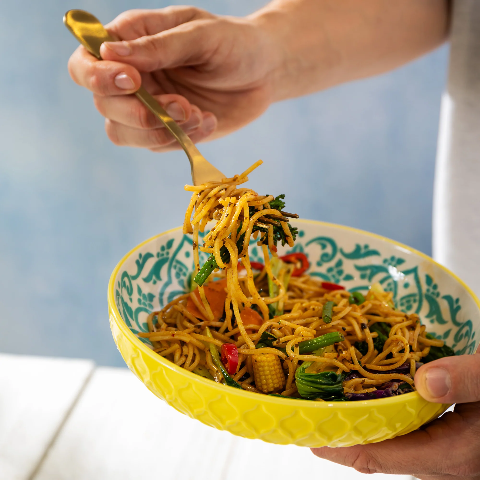 Mikasa Mediterranean Yellow & Blue - Pasta Bowls, Set of 4 - Image 5