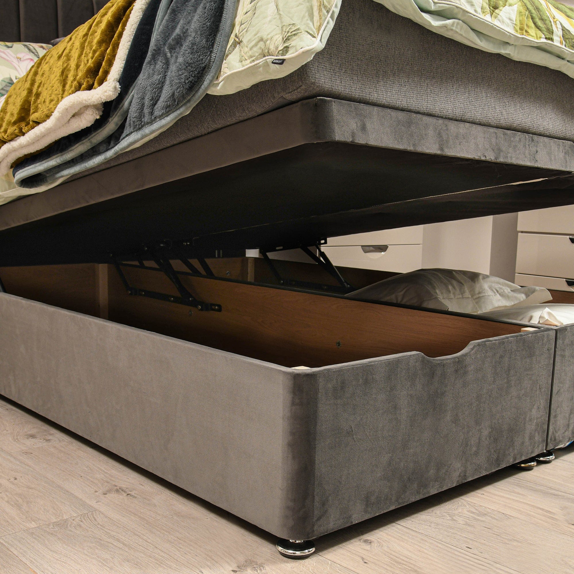 Montreal - Ottoman Bed Base & Headboard - Image 2
