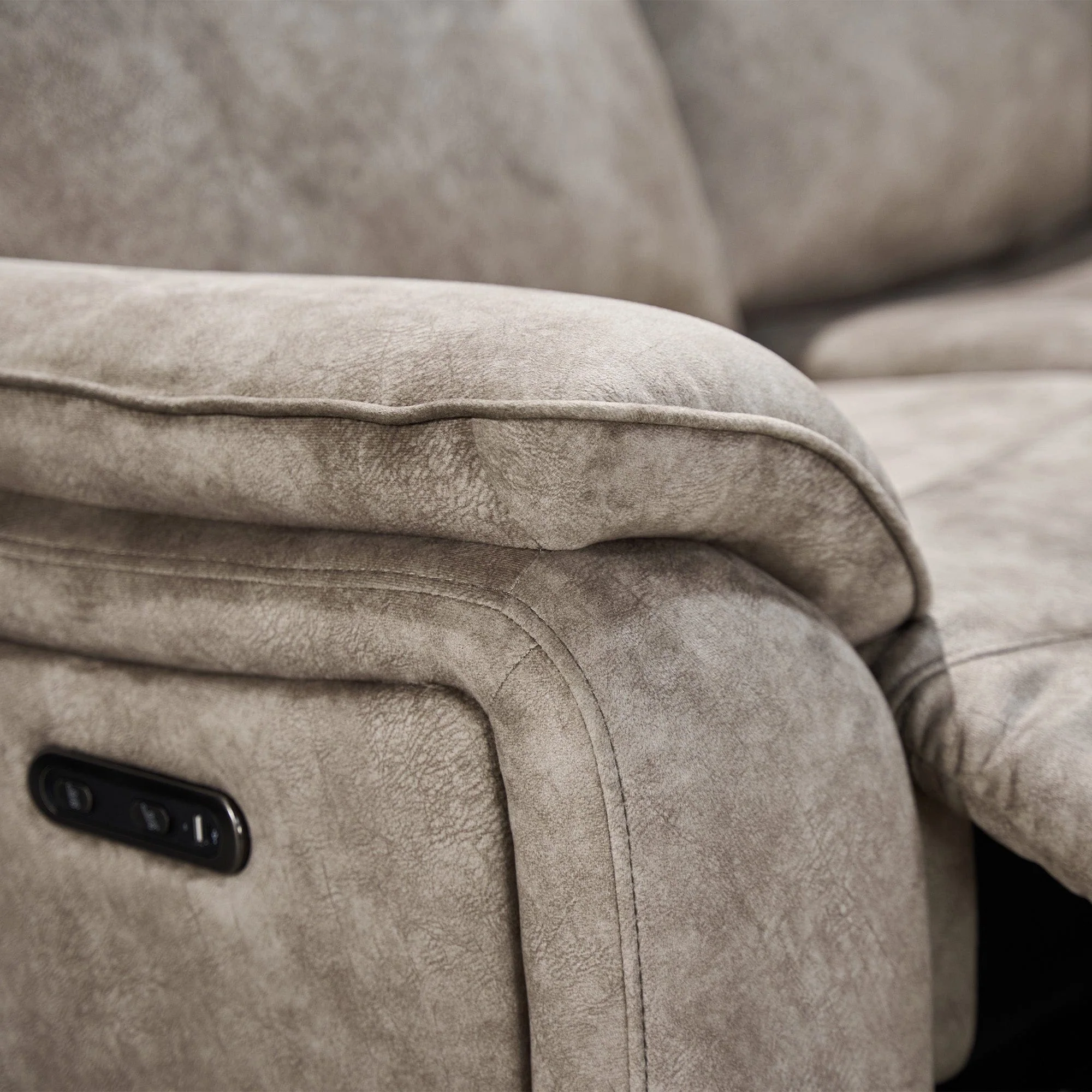 Novello - Power Recliner Chair, Fabric - Image 4