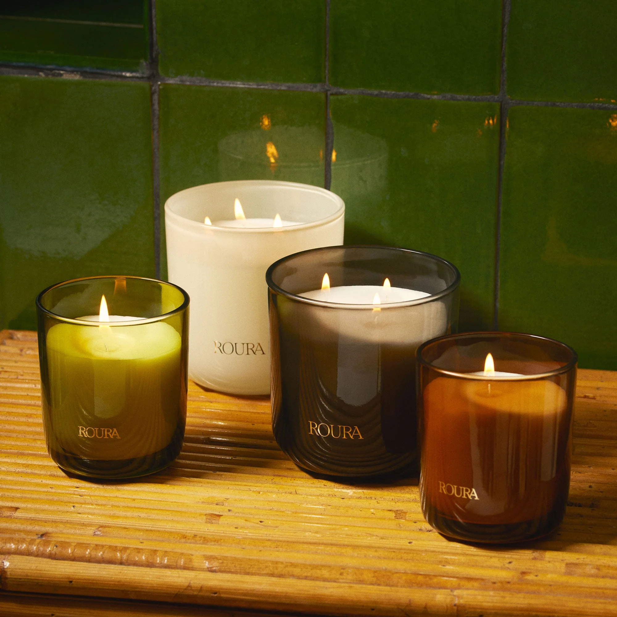 Roura Majestic - Lotus Jasmine Iris & Water Lily 7 Wick Scented Candle 960g - Image 3