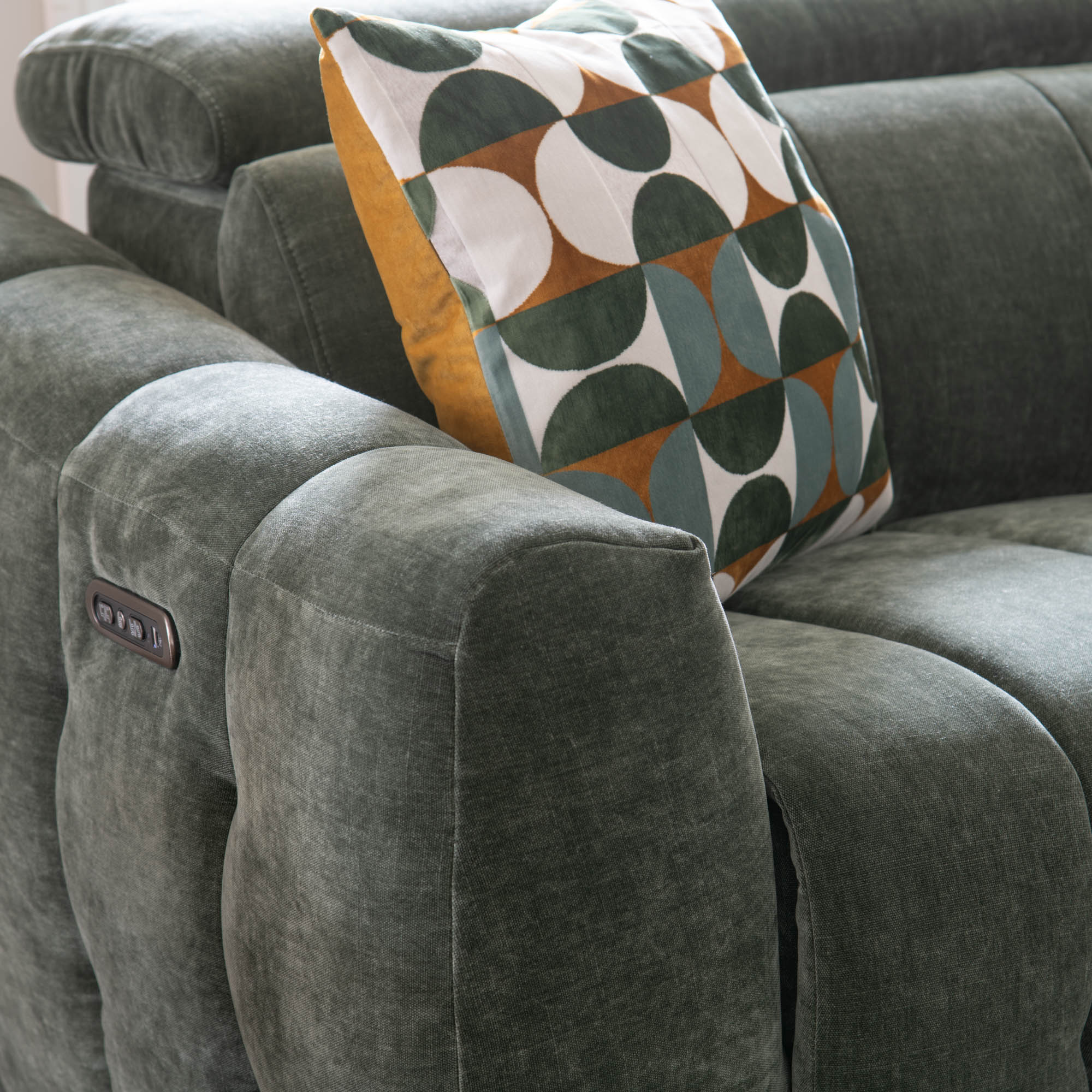 Shaftesbury - 3 Seat Power Recliner Sofa, Fabric - Image 3