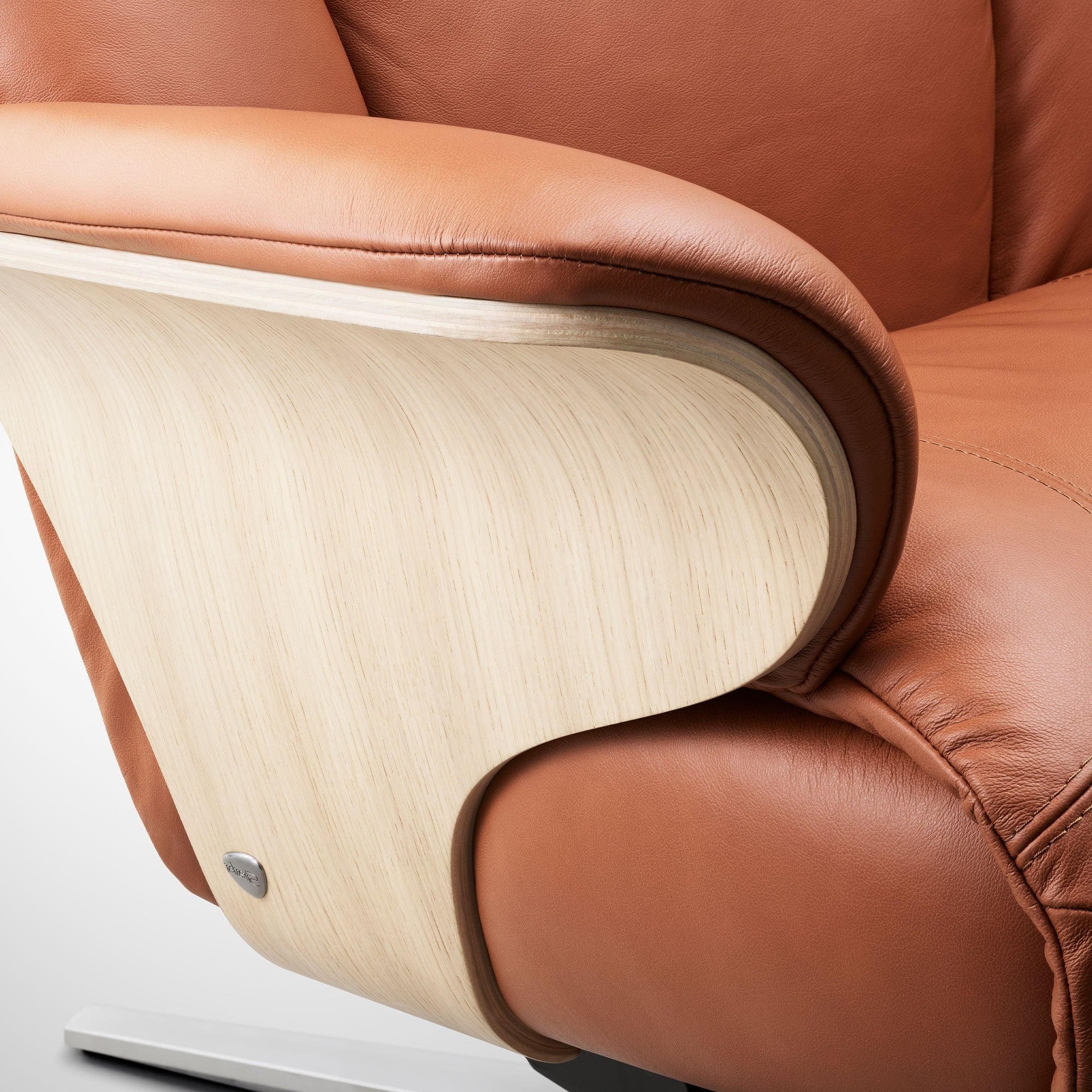 Stressless Adam - Chair & Stool With Cross Power Base, Leather - Image 3