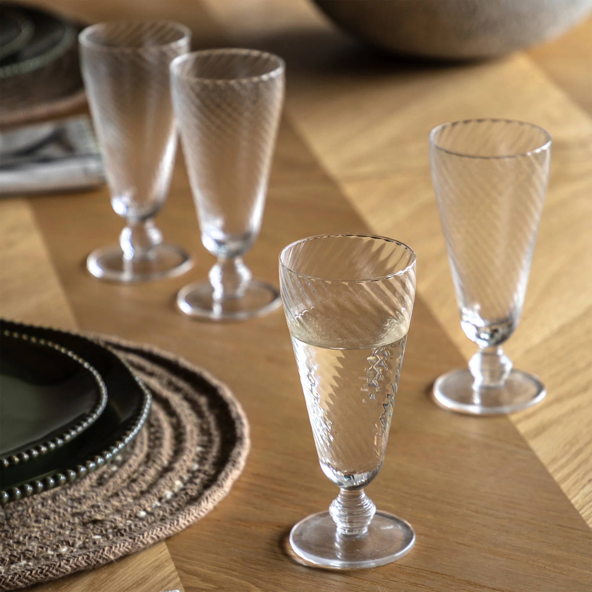 Swirl - Flute Glasses, Set of 4 - Image 2