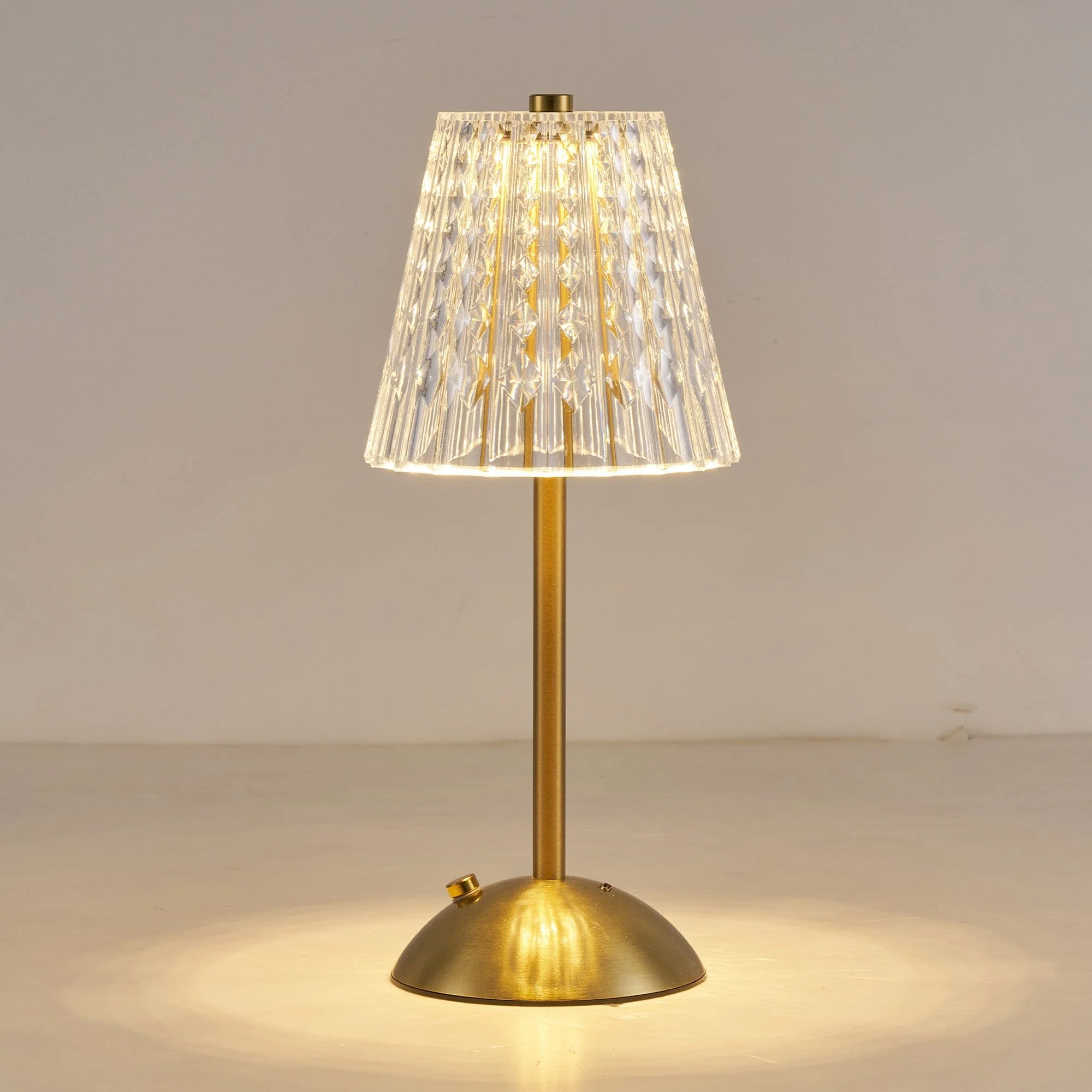 Tully Touch Table Lamp, USB - Image 2