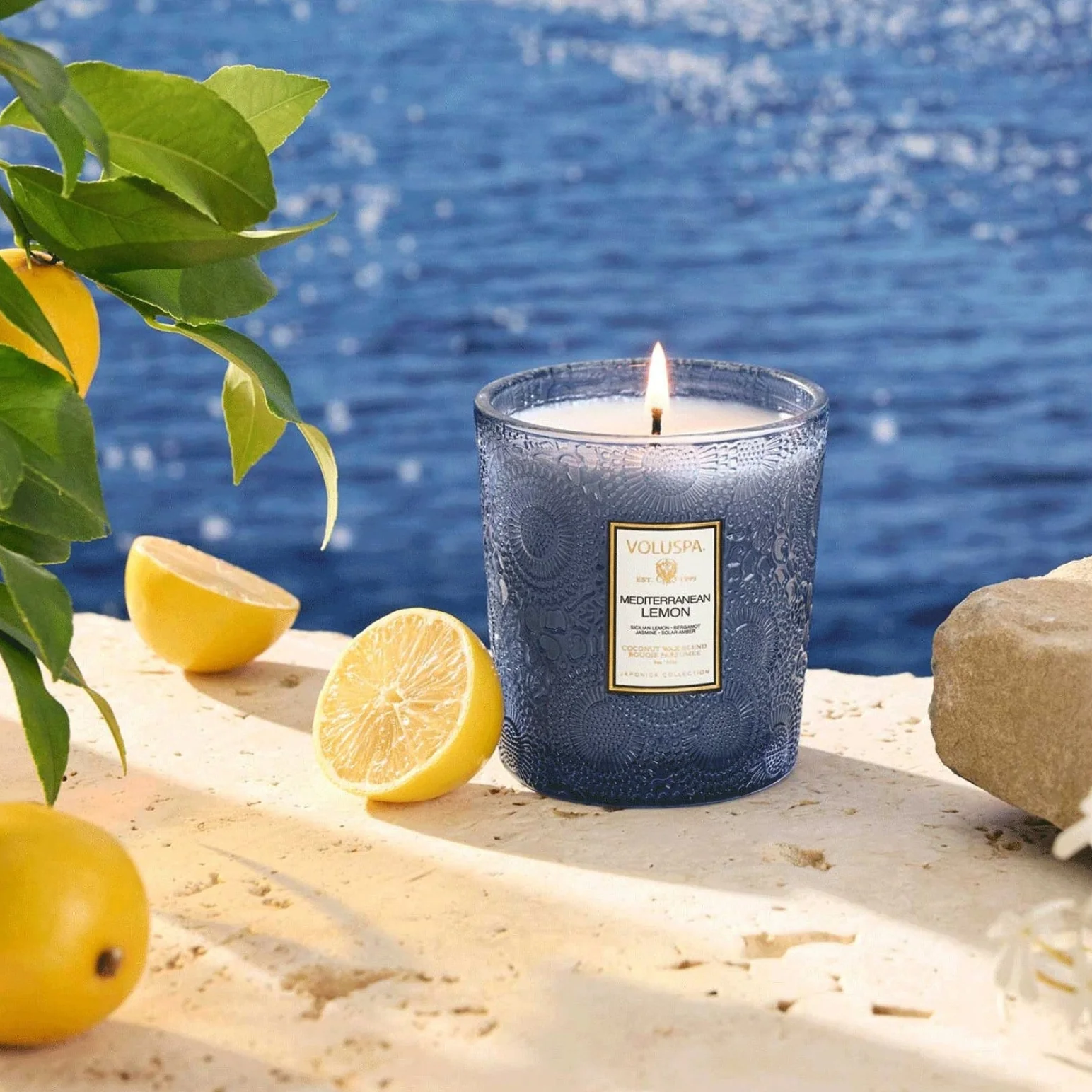 Voluspa Mediterranean Lemon - Sicilian Lemon, Bergamot, Jasmine & Solar Amber Candle 255g - Image 2