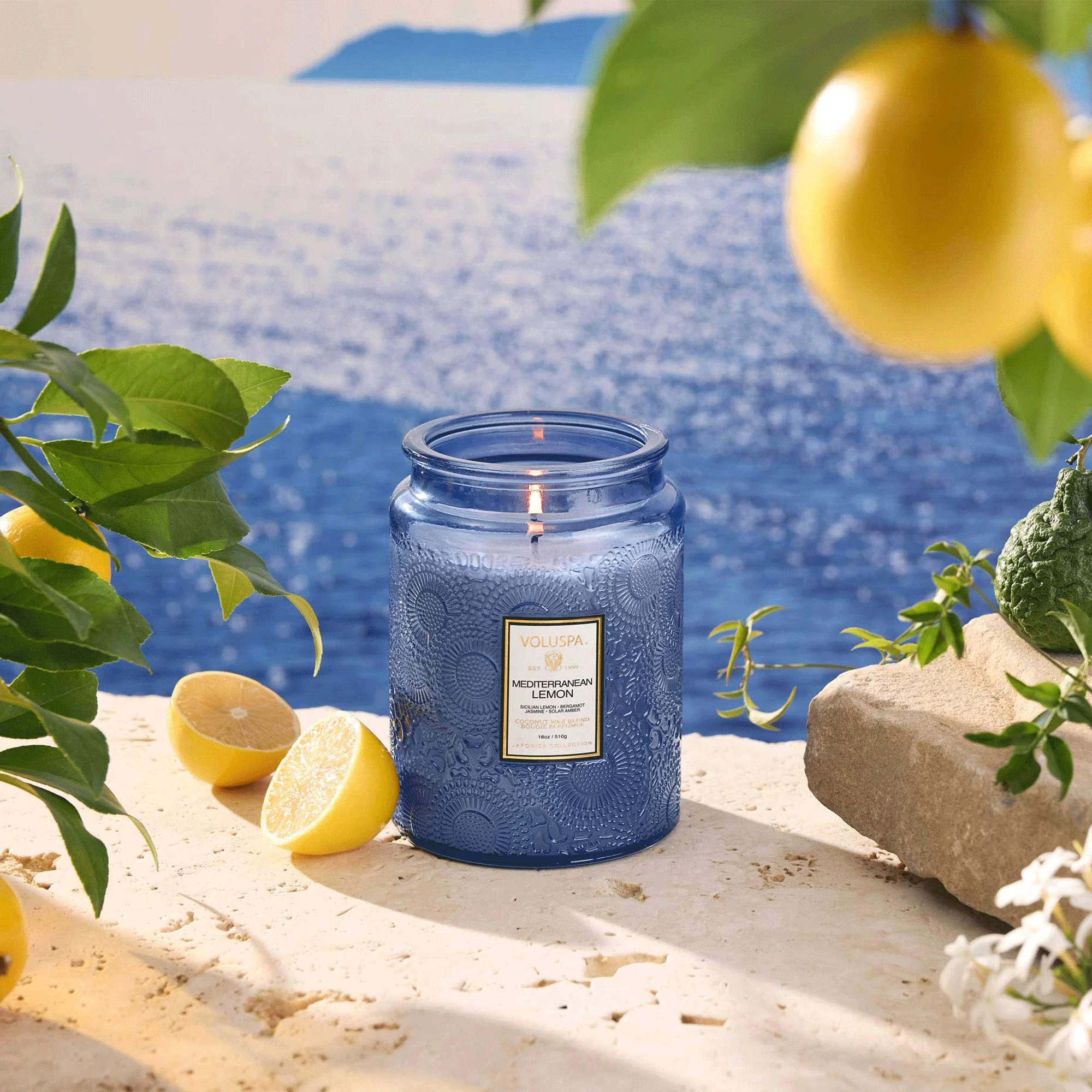 Voluspa Mediterranean Lemon - Sicilian Lemon, Bergamot, Jasmine & Solar Amber Candle 510g - Image 2