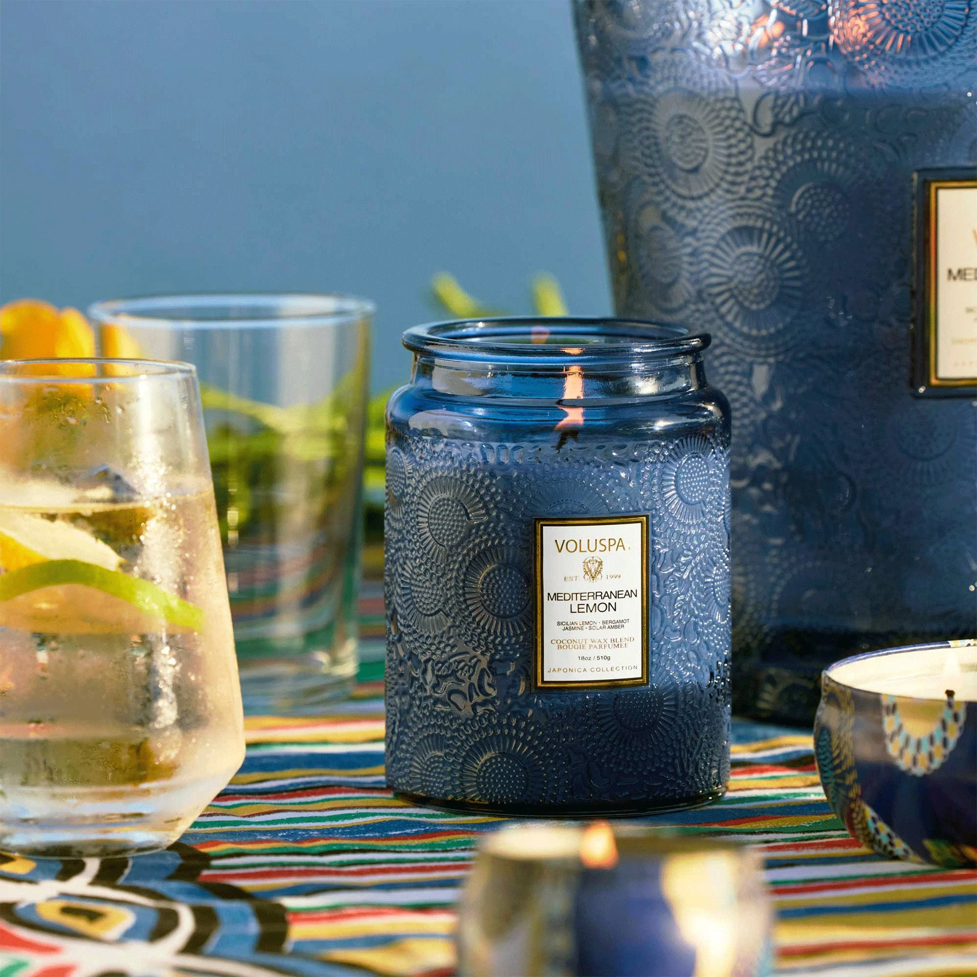 Voluspa Mediterranean Lemon - Sicilian Lemon, Bergamot, Jasmine & Solar Amber Candle 510g - Image 3