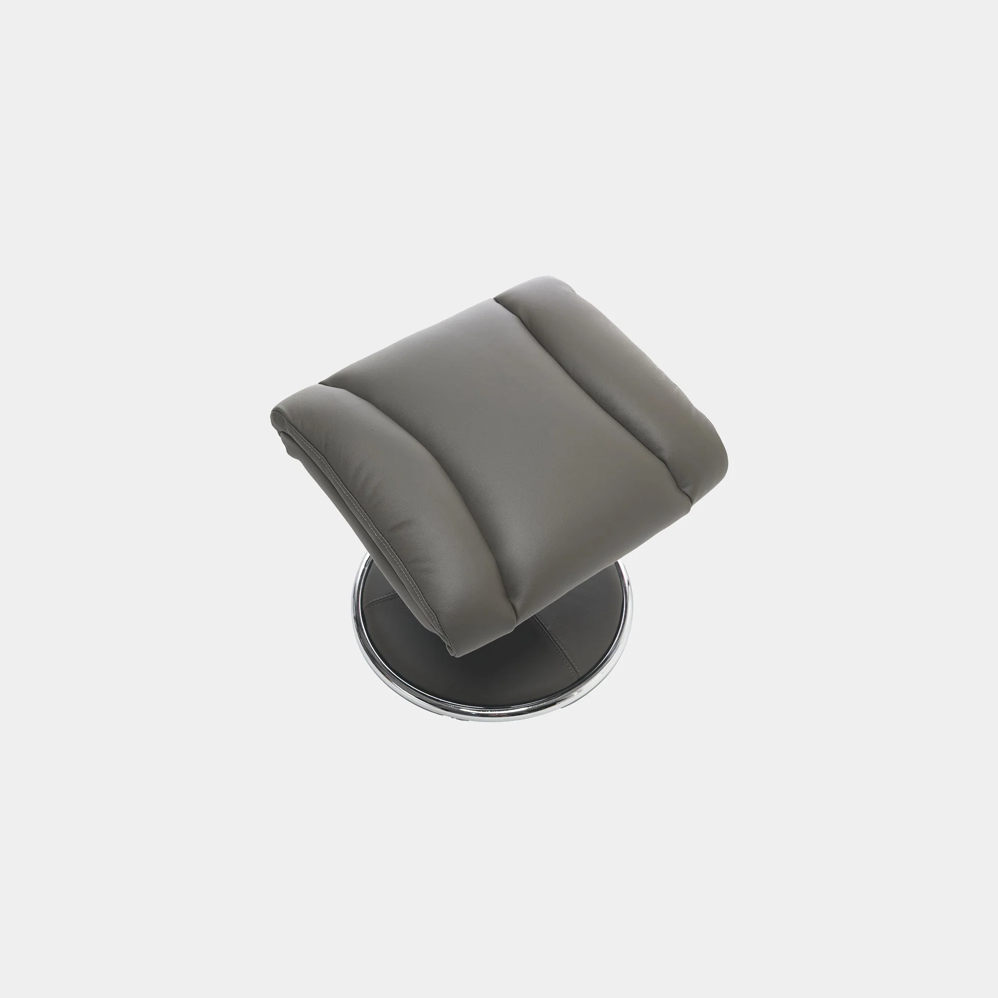 Yukon - Swivel Recliner Chair With Footstool - Image 15